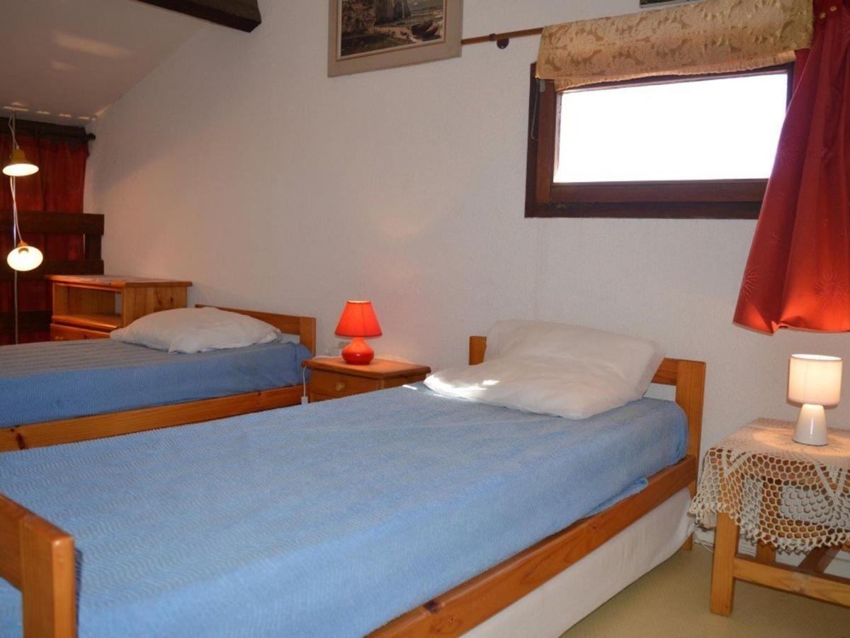 Appartement 2 Pieces Avec Mezzanine, Piscine Et Parking A Saint Cyprien - Fr-1-225D-65 المظهر الخارجي الصورة